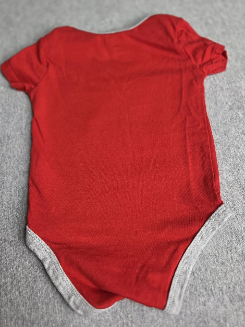 Puma red baby